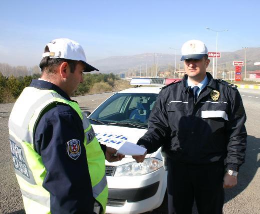 <p><b>-kinci kez fleyebilir miyim? </b></p>    lk lmn hatal olduunu dnerek ikinciyi talep ettiniz. Polisin buradaki yant yeni dzenlemeye gre "Hayr" olacak. Polis, burada size mahkeme bavuru hakknz hatrlatacak.