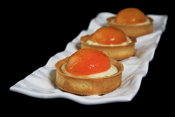 Migrene kar da iyi gelir. Ayrca cildi besler, nemlendirir ve yumuatr.