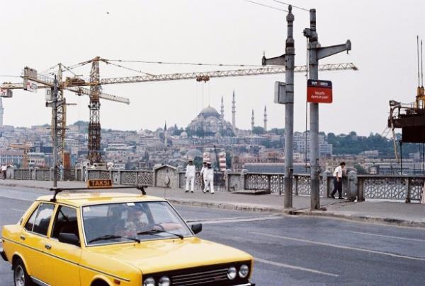 1989-  Galata Kprs'nde bahriyeliler