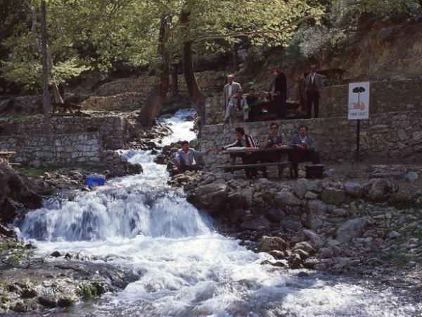1970&#8217;lerin sonlar ve 1980&#8217;lerin balarnda Anadolu&#8217;nun eitli ehirlerinden manzaralar...