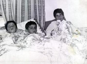 Bu da  nl kardein snnet hatras.. Kim mi onlar... Ylmaz, Mustafa ve Deniz Erdoan