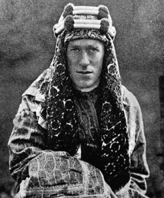 Mekke erifi Hseyin bin Ali'nin olu Emir Faysal komutasndaki dzensiz birliklerle birlikte Osmanl ordusuna kar gerilla mcadelesi verdi.