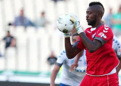 <p><b>CHARLES ITANDJE</b></p>  PAOK'TAN TORKU KONYASPOR'A