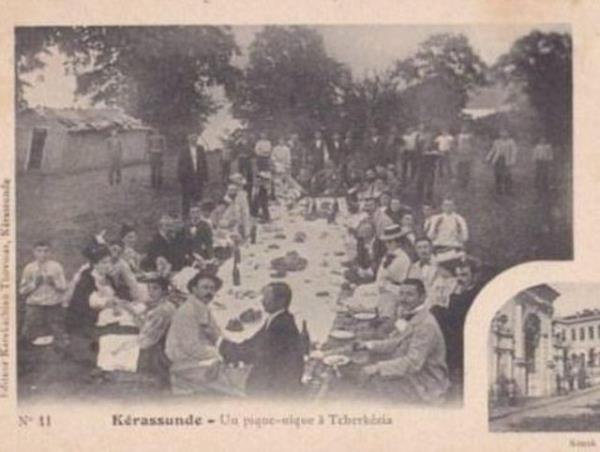 Bu kartpostallarda Osmanl'nn en gzel dnemlerini grebilmek mmkn.