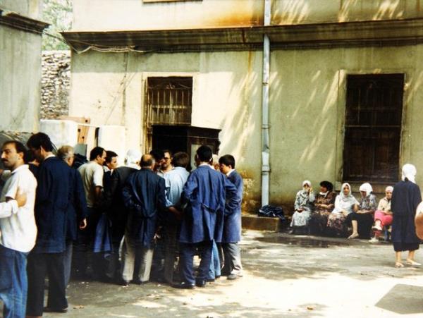 Kathane'de son derece modern ina edilen yeni Osmanl Arivi Binas'nda, gemite tahrip olan belgeler hem restore ediliyor hem de yurtii ve yurtdndan gelen aratrmaclarn hizmetine sunuluyor.