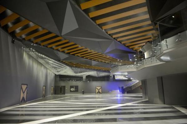 "Belgeleri ve defterleri yan yana dizdiimizde 70 kilometrelik raf oluabilir" diyen nal, yle konutu: