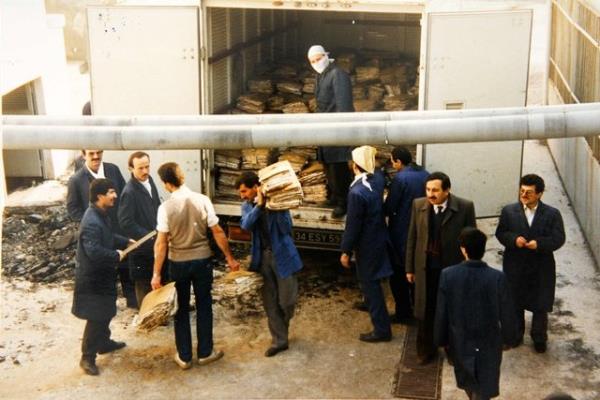 Uur nal, evrakn, yeni bina yaplana kadar istenilen ortamda muhafaza edilmedii iin zarar grdn belirterek, u ifadeleri kulland: