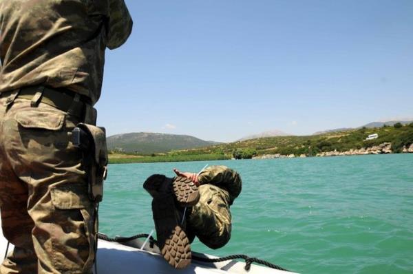 Bu aamalar geen kursiyerler, Su st Komando Harekat'na katlmaya hak kazand.