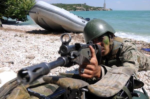 Eirdir Gl'nde tamamland. Kursiyerler, senaryo gerei kyya karma harekat gerekletirdi.