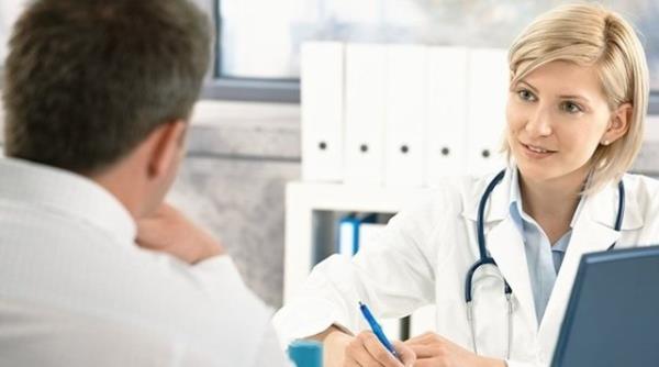 <p>Memur ve derecesi:Uzman Doktor 1/4</p>  <p>    2016 Temmuz maa (TL):5.035  </p>