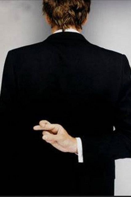 Ben hi yalan sylemem...