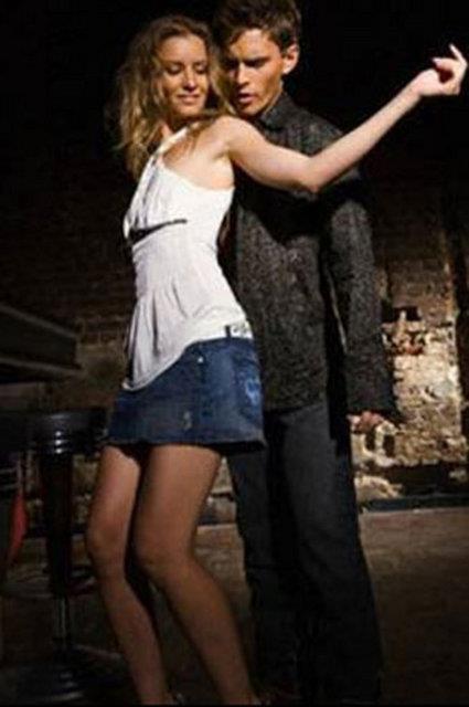 Akama erken gelirim...