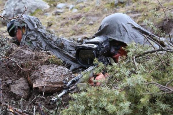 Kayseri 1. Komando Tugay Komutanlndaki zel eitimli komandolar, terr rgt PKK'ya ynelik operasyonlar iin Hakkari'de konulandrld.
