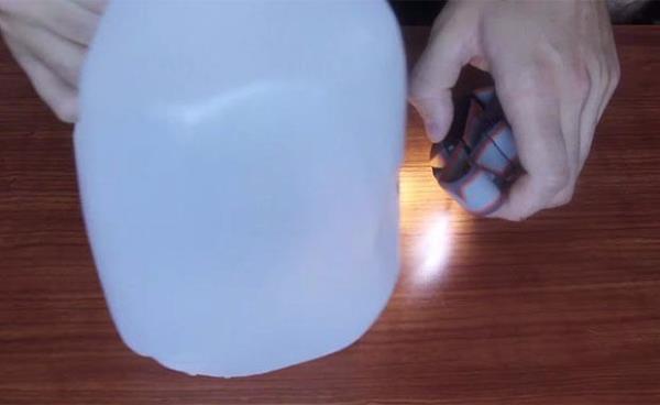 Bu sayede fenerinizin sizi aydnlataca mesafenin en az iki kat fazla katk alarak muhteem bir k kaynanz olmu olacak!