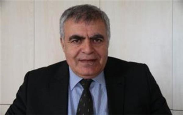 1 Kasm'da yaplacak erken seime kadar lkeyi ynetecek geici hkmeti kurmas iin Davutolu'nun 5 gn sresi bulunuyor.<br>    Babakan Ahmet Davutolu CHP, MHP ve HDP'li isimlere kabine iin ar yapt ancak bu isimlere hangi bakanlklar verecei konusunda ise bir teklifte bulunmad.  <br>  Mslm Doan - HDP