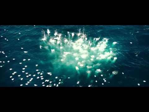 Oltay attnz yerin yaknna bir ka tane efervesan tablet atn , kovanz en byk balklarla doldurun.