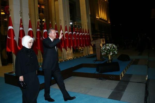 Cumhurbakan Recep Tayyip Erdoan, 30 Austos Zafer Bayram dolaysyla "Bakomutan" sfatyla ilk kez Cumhurbakanl Klliyesinde resepsiyon verdi