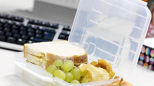 ADIM 10  <br>  Salk problemleri her zaman iaret vermez. Bu yzden &#8220;Ben iyiyim, hibir eye ihtiyacm yok&#8221; demeyin ve mutlaka salk muayenesinden gein.