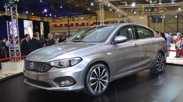 <p>ZELLKLER </p>  <p>510 LT Bagaj </p>  <p>95-120 beygir motor hacmi </p>  <p>Otomatik anzman </p>  <p>5in dokunmatik ekran </p>  <p>Bluetooth</p>