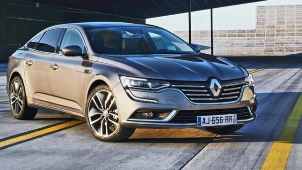 <p>RENAULT TALISMAN </p>  <p>Talisman, konforu ve yksek tavanyla yeni sezonda Latitude'un yerini almaya hazrlanyor. </p>