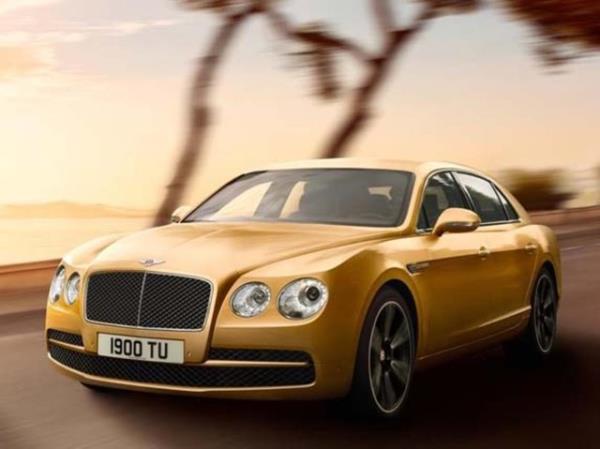 <p>BENTLEY FLYING SPUR V8 BELUGA </p>  <p>Bentley, zel serisi olan FLY SPUR'u yeni sezonda tantacak . </p>