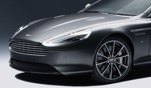 <p>ZELLKLER </p>  <p>6.0 LT 12 silindirli 540 beygir motor </p>  <p>6 ileri Touchtronic II anszman </p>  <p>4.5 saniyede hzlanma zellii </p>  <p>Max. Hz: 295 km/s</p>  <p>Normal, Spor ve Pist Modu </p>  <p>10 kollu 20 in jantlar </p>