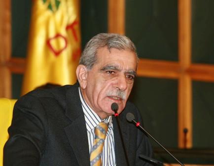 Ahmet Trk  <br>  Lise mezunu