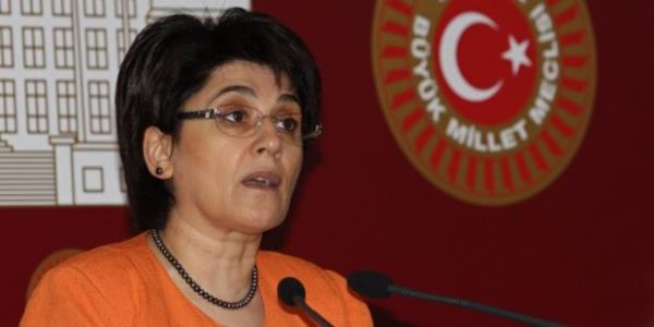 Leyla ZANA<br>    Lise mezunu