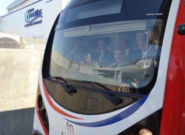 Babakan Recep Tayyip Erdoan, yzyln projesi olarak adlandrlan Marmaray'n test srn gerekletirdi...