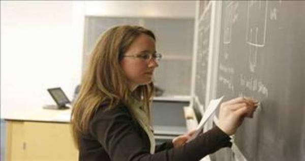 <p><b>Lksemburg</b></p>Erkek Resmi emeklilik ya: 65   <p>Emekli olunan ya: 59.2</p>Kadn Resmi Emeklilik ya: 65   <p>Emekli olunan ya: 60.3</p>