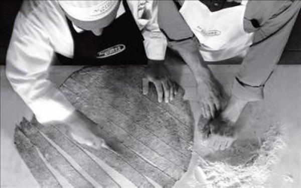 <p><b>talya</b></p>Erkek Resmi emeklilik ya: 57   <p>Emekli olunan ya: 60.8</p>Kadn Resmi Emeklilik ya: 57   <p>Emekli olunan ya: 60.8</p>