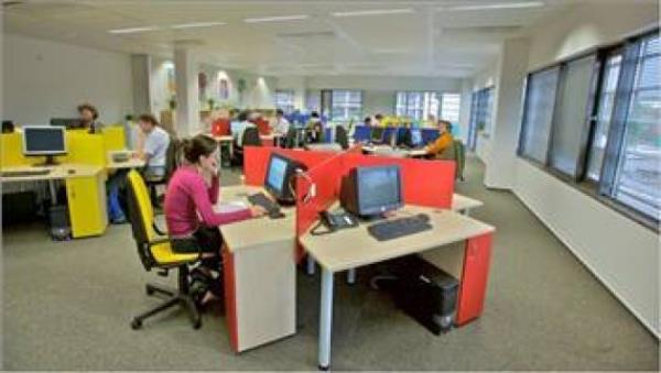 <p><b>ek Cumhuriyeti</b></p>Erkek Resmi emeklilik ya: 62   <p>Emekli olunan ya: 62.2</p>Kadn Resmi Emeklilik ya: 59   <p>Emekli olunan ya: 58.5</p>