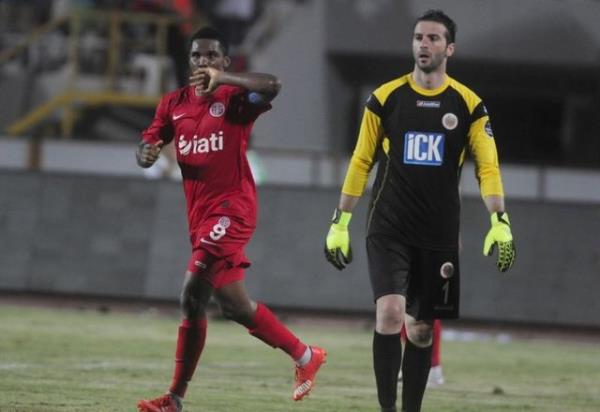 ANTALYASPOR (12): Saso Fornezzi, Rais M'Bolhi, Josip Kvesic, Ondrej Celustka, Diego Angelo, Chico, Jean Makoun, Samuel Eto'o, Dejan Lazarevic , Guilherme, M'Billa Etame, Lamine Diarra