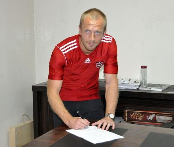 GAZANTESPOR (9): Zydrunas Karcemarskas, Ognjen Vranjes, Gbenga Arokoyo, Fernando Maral, John Chibuike, Abuda, Anton Putsila, Demba Camara, Daniel Larsson