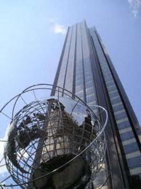 15-Trump International Hotel & Tower Uzunluu:415 m Yapm yl:2009