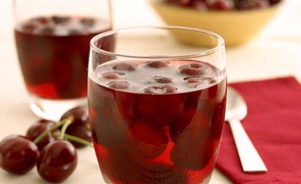 Uyku problemi<br>  Uyumakta zorluk ekiyorsanz vine yemek ya da vine suyu imek size yardmc olabilir nk vine vcuttaki melatonin seviyesini arttrr.