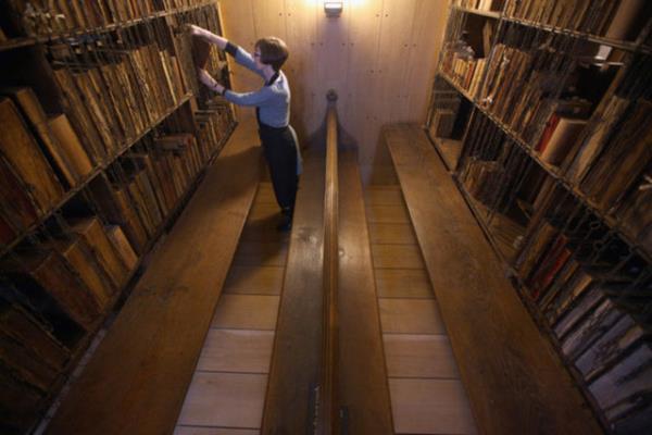 Yer ngiltere, Hereford Katedrali&#8217;nin ktphanesi.