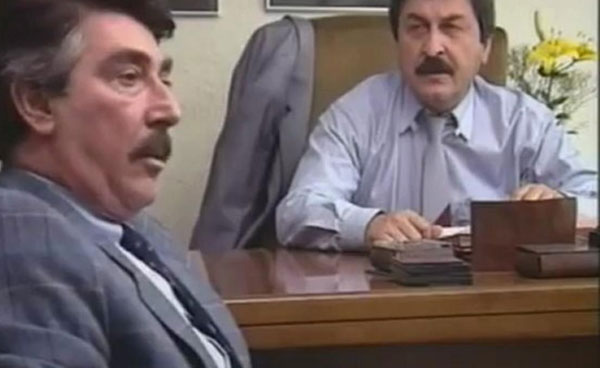 Hukuk Brosu sahibi Hakk Bilir&#8217;i canlandran usta sanat Cihat Tamer ise &#8220;Senaryoyu okuduum an rol houma gitti ok beendim. lk blmde vurulduumu syleyince senarist grubu &#8220;lk blmde lmyoruz deil mi?&#8217; dedim. &#8216;Tabi lmyorsunuz&#8217; dediler glerek.  Aye  ile de 25 sene nce Bizimkiler dizisinde beraberdik, o kr&#8217;nn eiydi, ben de kr&#8217;nn aabeyi evket&#8217;tim. imdi de burada benim eim oldu.