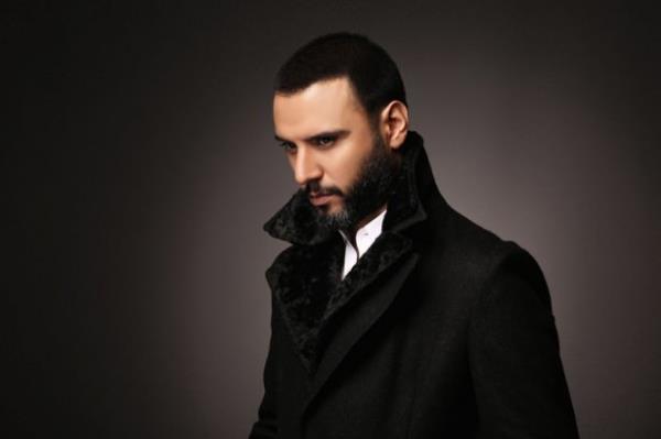 <p><b>Alian</b></p>      <p>Tam sevinmiken sevincimizi kursamzda brakanlara lanet olsun..Allah sabrlar versin ehitlerimizin ailelerine ve hepimize..</p>