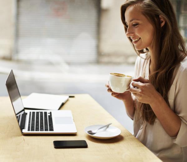 Trkiye'de son 3 ay iinde internet zerinde kiisel olarak yrtt faaliyetler belirlendi. te TUK'in verilerine gre 16-74 ya grubu arasnda yaplan aratrmann sonular...  <br>  E-Posta Gnderme / Alma<br>  KADIN:44.5