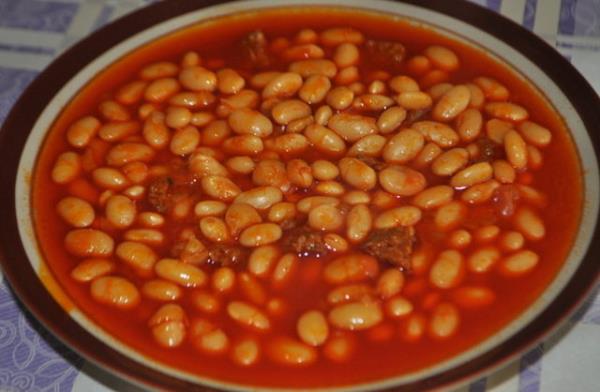 *eker hastalna iyi gelir. *Romatizma, siyatik ve bbrek rahatszlklarna kar ila etkisi vardr. *Kalp ve damar tkankln nler.