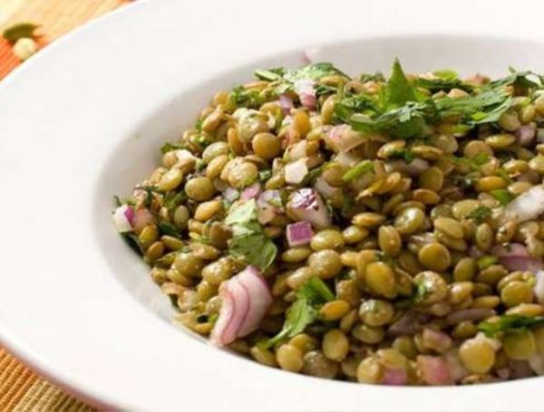 YEL MERCMEK<br>  Listedeki yiyeceklerden biri de yeil mercimek. Anne stn artryor, kan yapp, kolestrol dryor