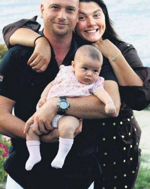 Aelya Akkoyun - Enis Cergelin'in kzlarnn ad Alya Deniz.