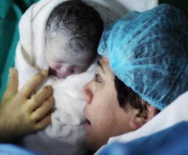 In Karaca-Sedat Doan iftinin kzlarnn ismi Sasha Mia