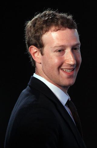 �nl� sosyal payla��m sitesi olan Facebook`un kurucusu Zuckerberg`in tavsiyesi: "Sevdi�iniz bir i�i yapman�z daha kolay."