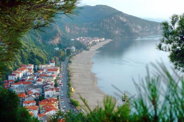 <p><b>BARTIN</b></p>  <p>  </p>  <p>  1 AYNUR YILDIRIM �N�VERS�TE GENEL M�D�R</p>  <p>  2 TUNCAY MADEN �N�VERS�TE SMMM</p>