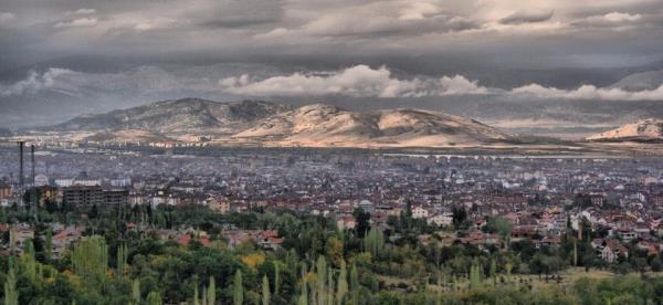 <p><b>ISPARTA</b></p>  <p>  </p>  <p>  1 NUR� OKUTAN �N�VERS�TE VAL�</p>  <p>  2 AHMET Z�YA NUHO�LU �N�VERS�TE �EVRE M�H.</p>  <p>  3 �BRAH�M YILDIRIM �N�VERS�TE KAMU G�REVL�S�</p>  <p>  4 HAKAN DEM�RTA� �N�VERS�TE ��ADAMI</p>