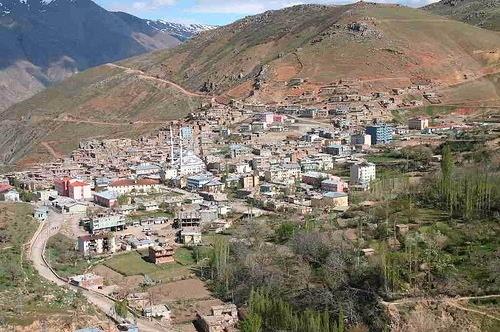 <p><b>S��RT</b></p>  <p>  </p>  <p>  1 ABDULLAH BAYRAM L�SE EMEKL� E��T�MC�</p>  <p>  2 ERHAN �ZGEN L�SE �ZEL G�VENL�K</p>  <p>  3 HAKAN YAKI�AN �N�VERS�TE KAMU G�REVL�S�</p>