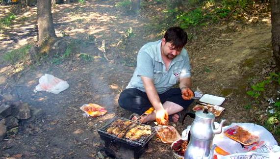 Trk olmann da kural m var demeyin. Kural demesek de gstergesi desek daha doru olacak zannederiz.  <br>  Bu listeyi okuduunuzda gerekten de bunlar yapanlarancak Trk olur diyeceksiniz.
