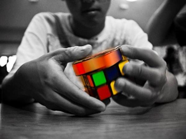 3- 1980 ylndan bu yana 350 milyon adet satlan Rubik Kp en ok satlan oyuncak oldu.